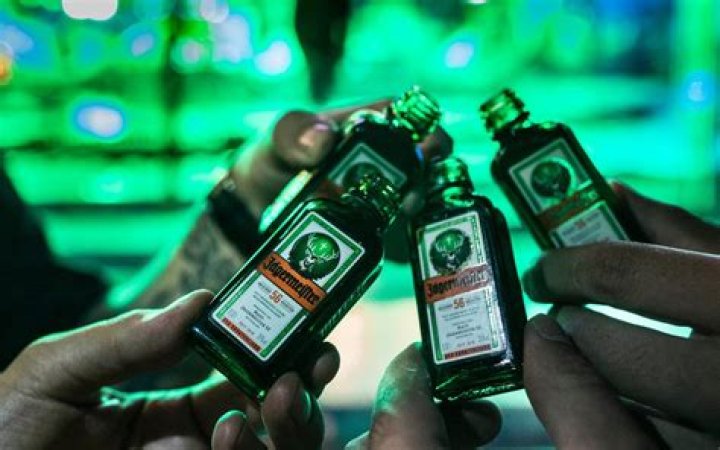 11 facts about everyone's favourite après drink