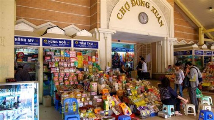 14 Captivating Facts About Dong Xuan Market (Hanoi)
