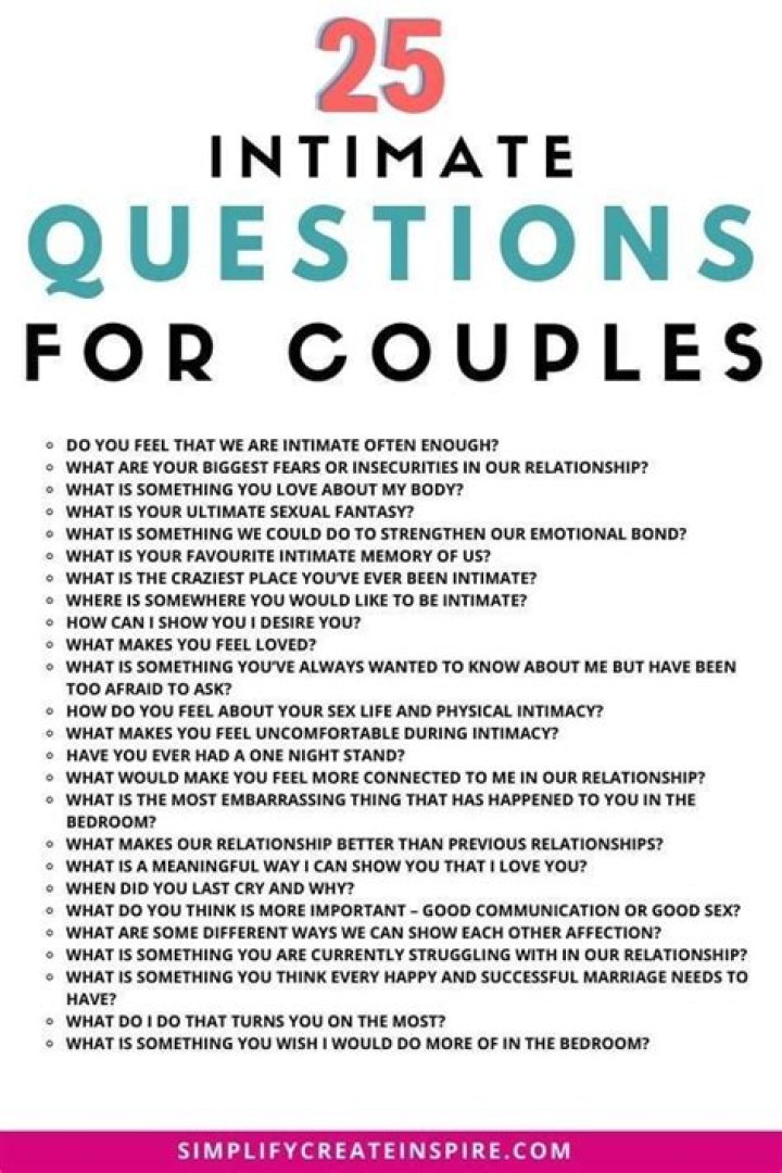 14 Easy Tips For Flirting Your Way Into A Conversation With Any Man | Christine Baumgartner