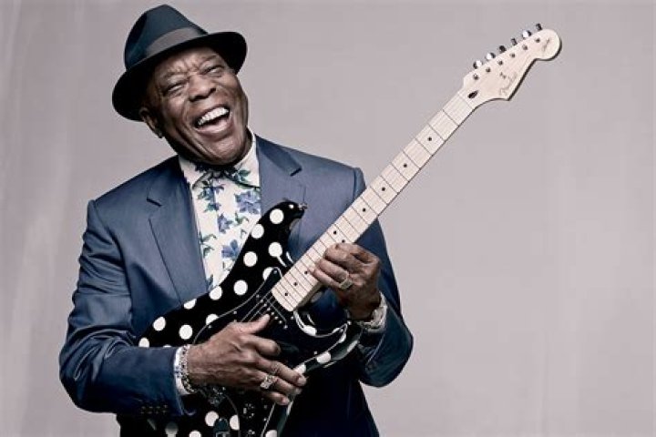 15 Astonishing Facts About Buddy Guy