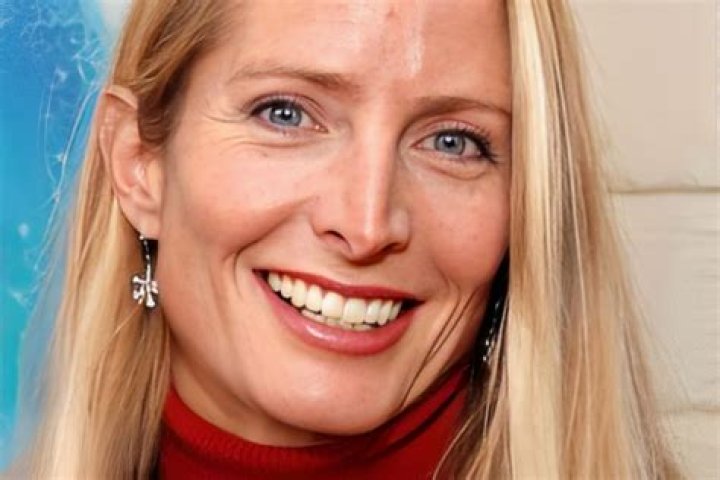 16 Surprising Facts About Jane Sibbett
