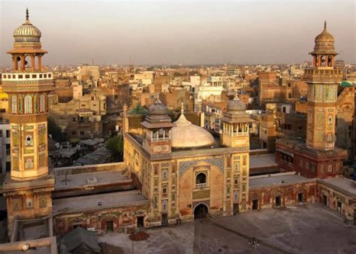 19 Astonishing Facts About Wazir Khan Mosque