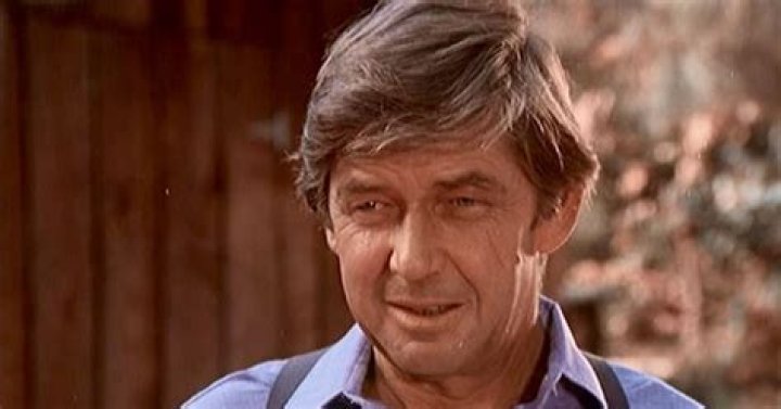 19 Fascinating Facts About Ralph Waite