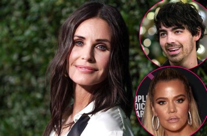 20 Celebs Reveal The Crazy Way They Lost Their Virginity