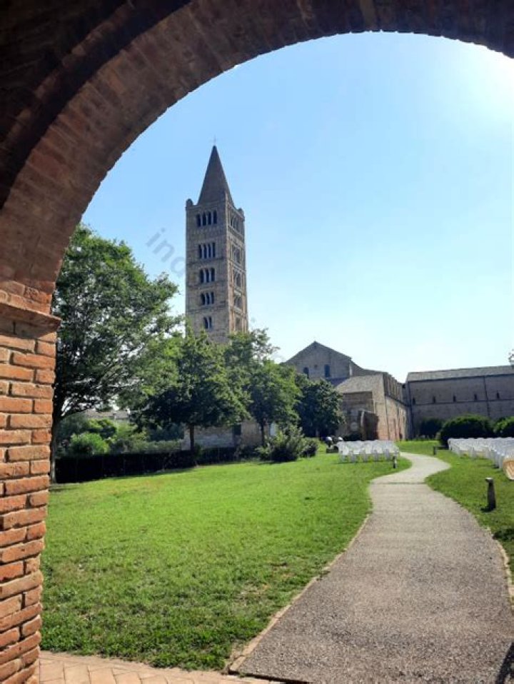 20 Fascinating Facts About Pomposa Abbey