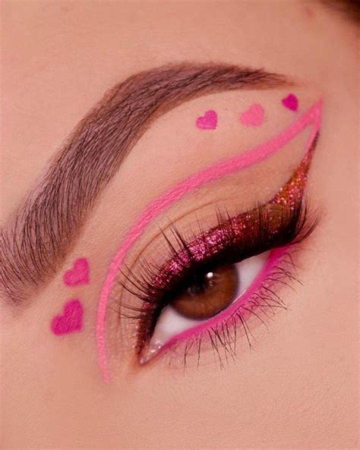 20 Gorgeous Makeup Looks for Valentine's Day 2024