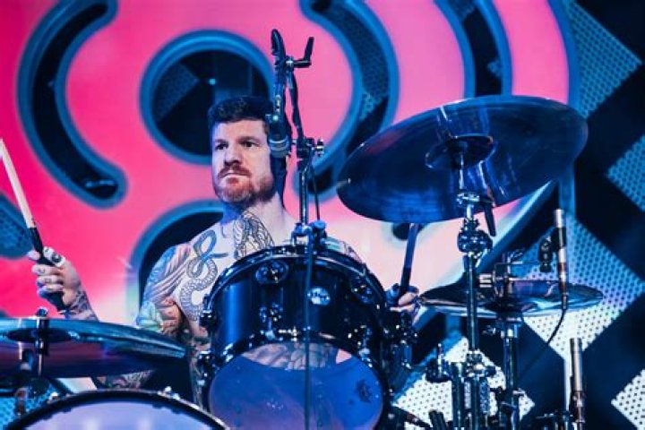22 Astonishing Facts About Andy Hurley