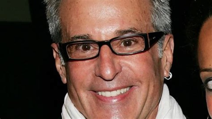 25 Enigmatic Facts About Robert Ellis Silberstein