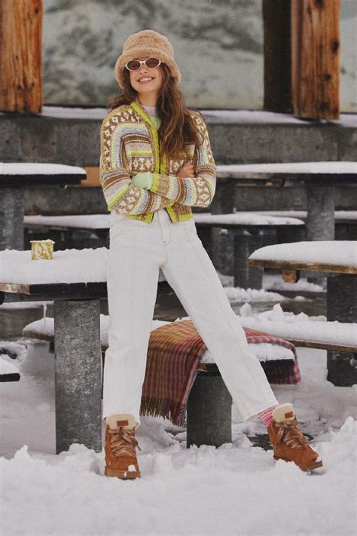 27 Après-Ski Outfits