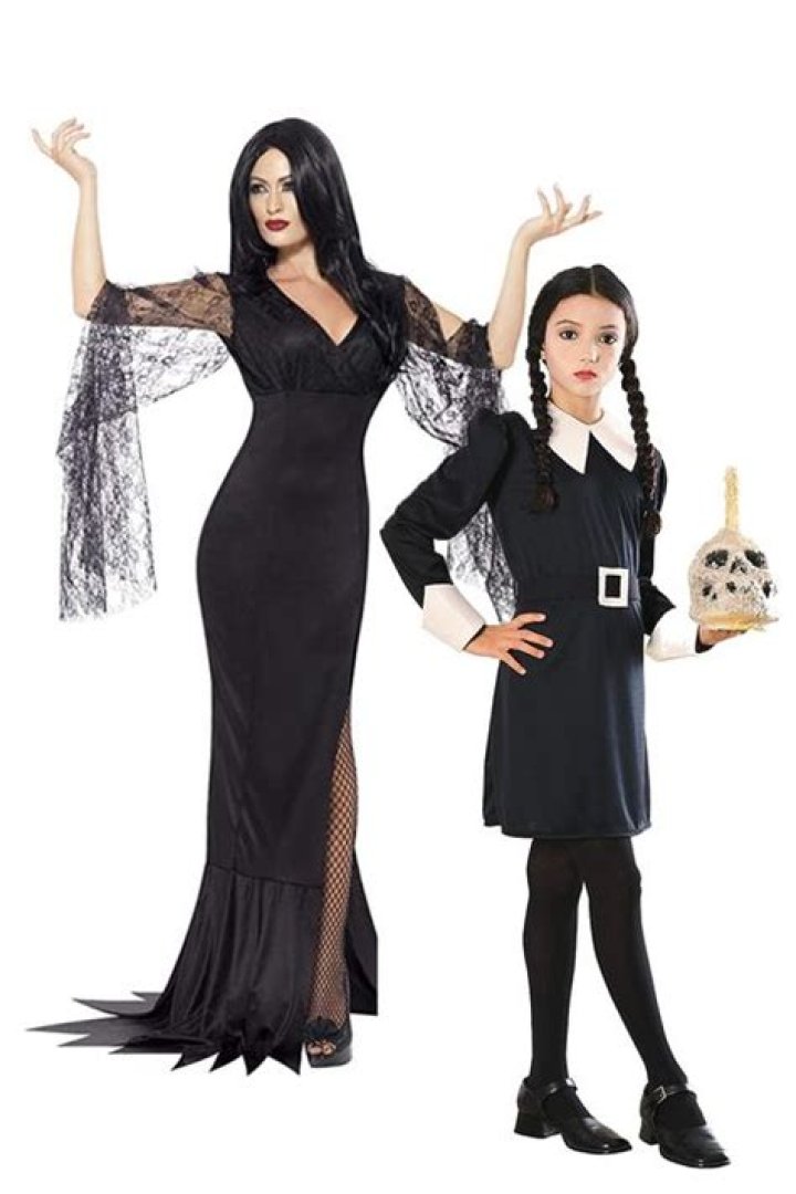 30 Best Mother-Daughter Halloween Costume Ideas (2021)
