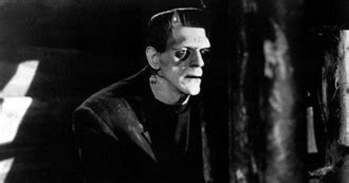 30 Great Black-and-White Horror Movies Worth Revisiting