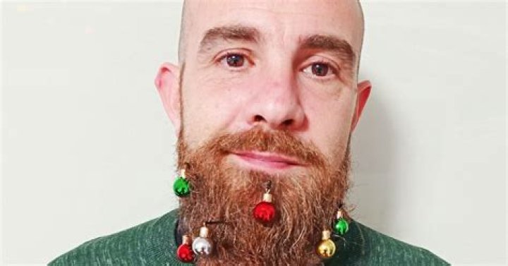 33 Ho-ho-larious Christmas Dad Jokes For Kids