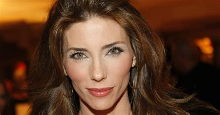 37 Facts about Jennifer Flavin