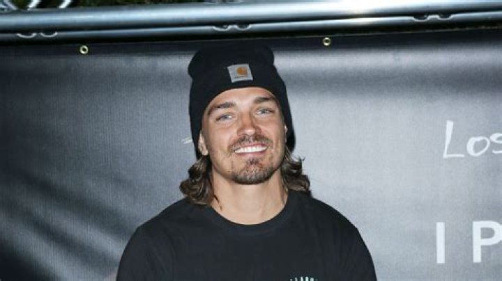 38 Facts About Dean Unglert