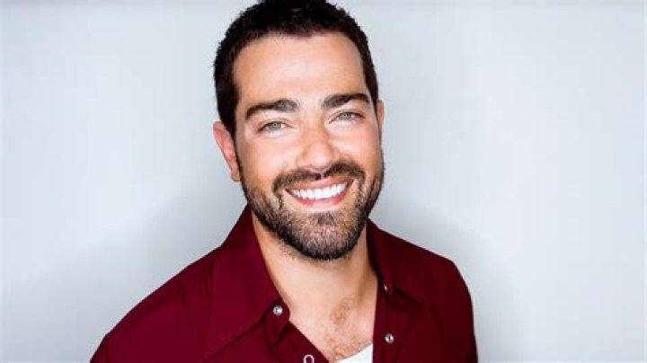 39 Facts about Jesse Metcalfe