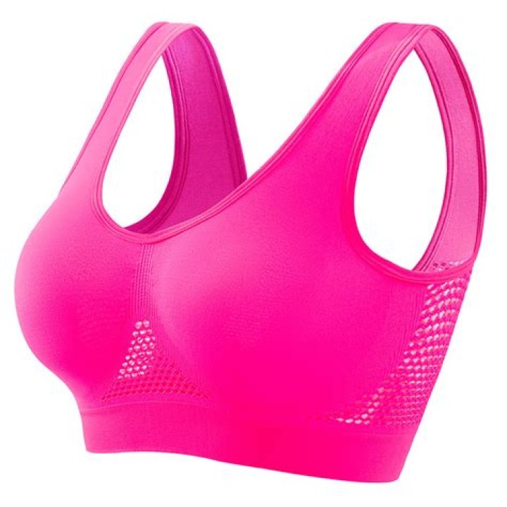 4 Supportive Sports Bra Tops for Big Busts