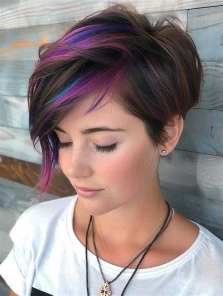 7 Short Hair Color Ideas, According to a Stylist