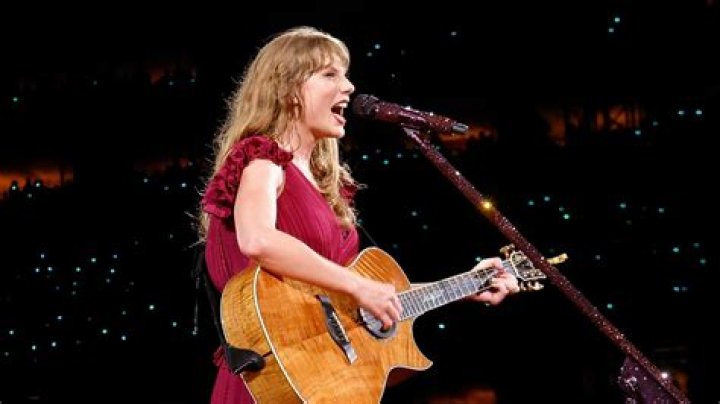 7 things this Swiftie noticed while streaming the 'Eras Tour (Taylor's Version)' on Disney Plus