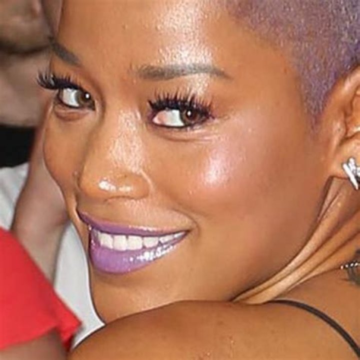 70 Celebrity Makeup Looks with Purple Lipstick