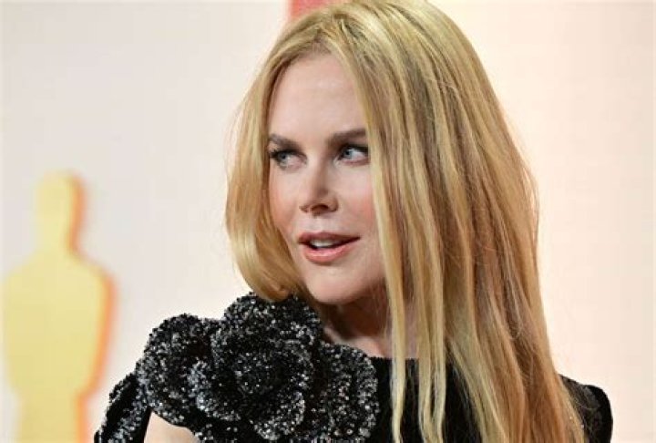 A Complete Guide to Nicole Kidman's Oscars Soft Glam