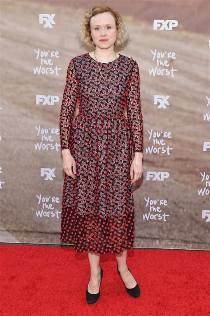 Alison Pill Net Worth  - Pulptastic