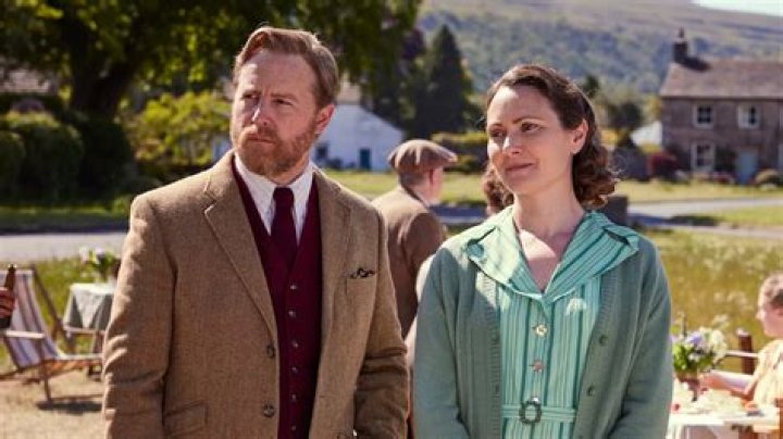 All Creatures' Anna Madeley on a Potential Mrs. Hall-Siegfried Romance: 'It's Divisive Stuff'