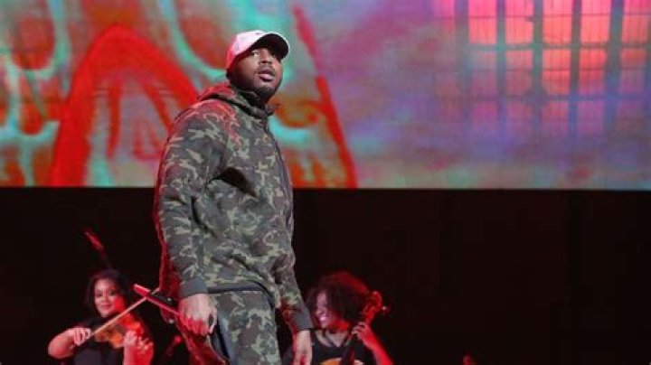 Alleged Drake Ghostwriter Says Meek Mill’s People Jumped Him in a Nike Store