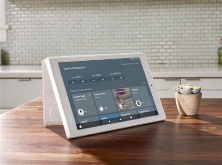 Amazon turns Fire tablets into smart home hubs with new device dashboard