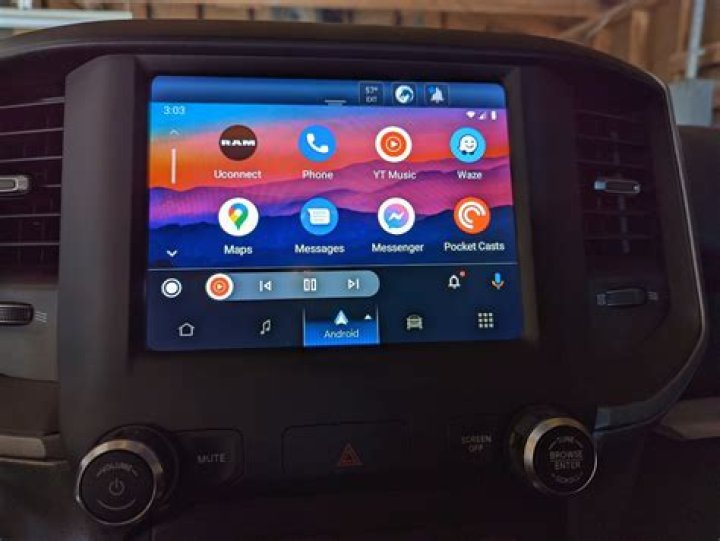 Android Auto 'Coolwalk' UI makes another appearance along with a new Cast app