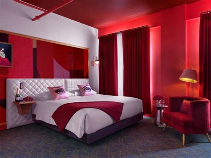 Angad Arts Hotel Parking - Hotel Chantelle