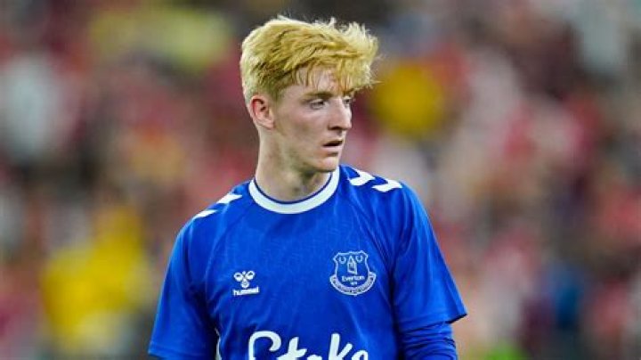 Anthony Gordon Chelsea move takes fresh turn as Blues’ £45m bid rejected by Everton
