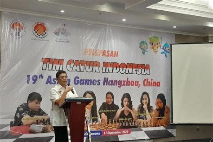 Asian Games: Indonesia Sends Off 7 Chess Athletes Bound to Hangzhou, China