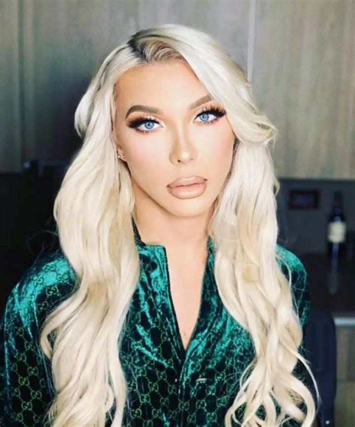 Aubrey Kate - Age, Height, Net Worth, Onlyfans, Career, Wiki, Biography
