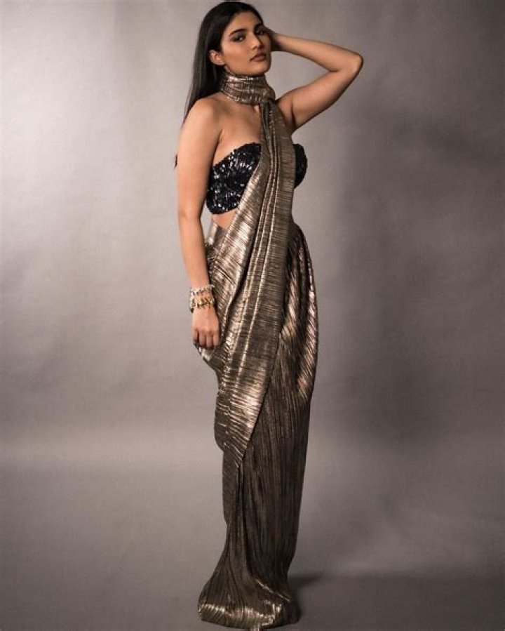 Ayesha Khan Is A Rising Star In Bollywood.