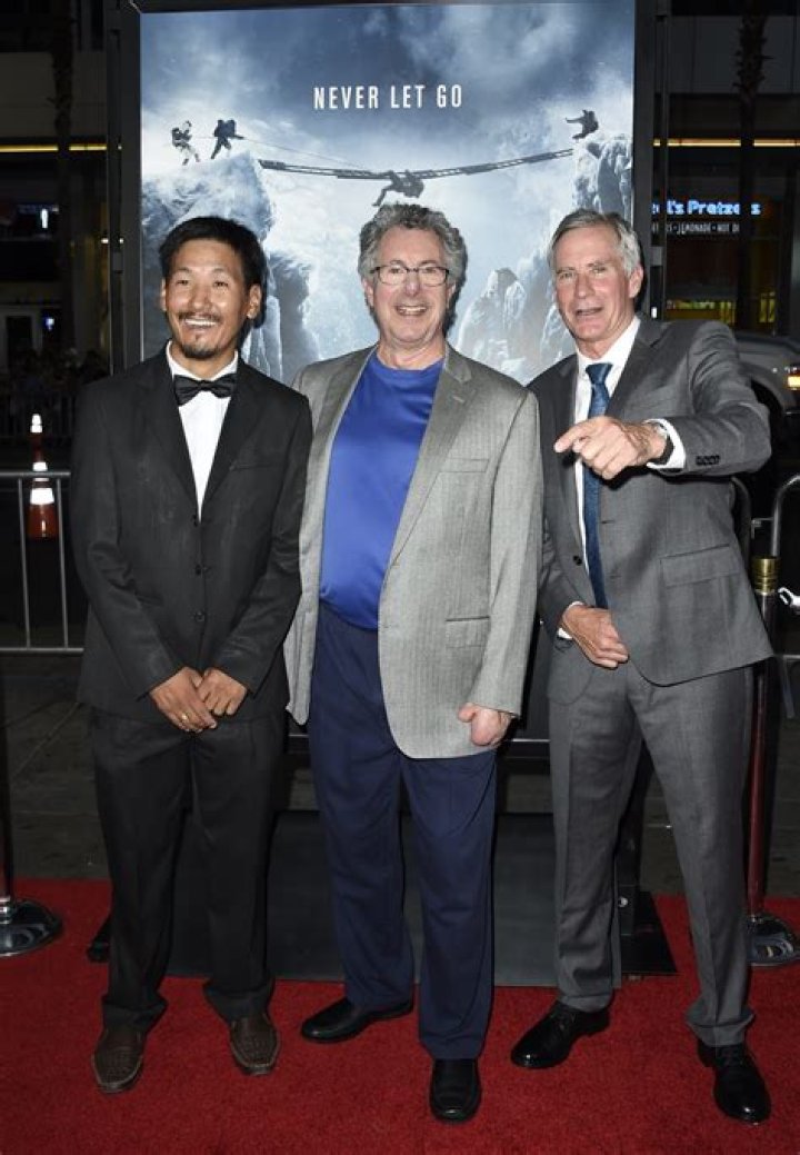 Beck Weathers Net Worth  - Pulptastic