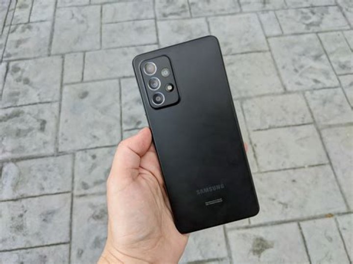 Best Samsung Galaxy A52 & A52 5G cases 2022