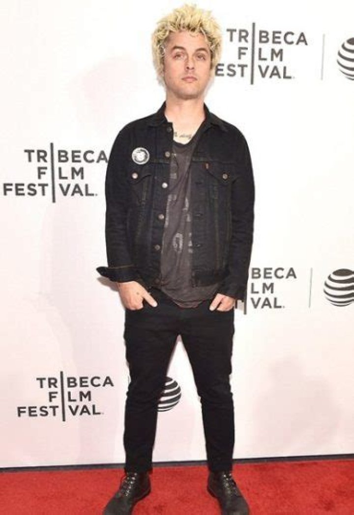 Billie Joe Armstrong Height Weight Body Stats