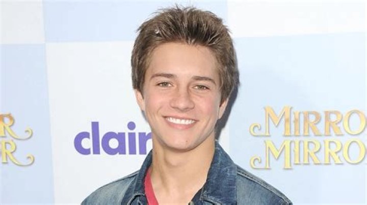 Billy Unger Bio, Age, Height, Wife, Family, Net Worth, Salary