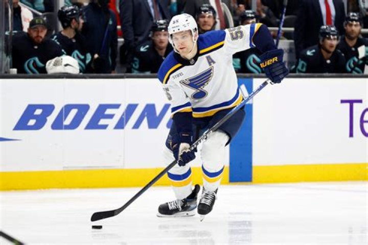 Blues’ Colton Parayko focused on winning back fans, quieting trade talks in 2023-24