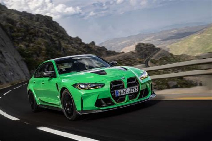 شركة BMW تتعرض للهجوم بسبب دعمها المثلية .. وتستثني السعودية في حملتها