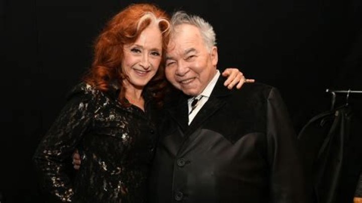 Bonnie Raitt Partner: A Deep Dive Into Her Relationships And Musical Collaborations
