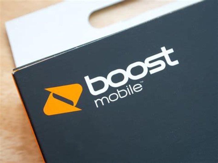 Boost Mobile vs. Straight Talk: Which should you subscribe to?