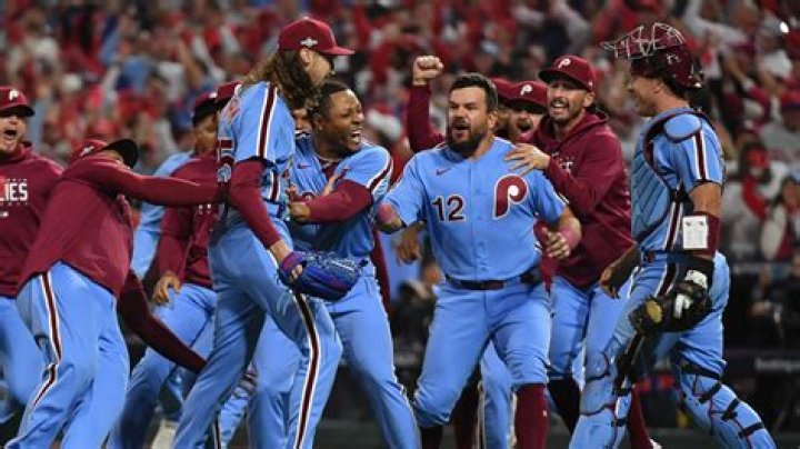 Braves a postseason bust again, ousted by Phillies for second straight year
