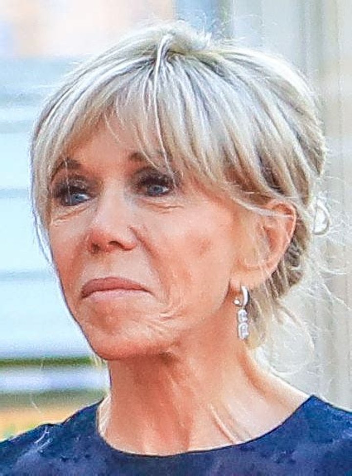 Brigitte Macron Hair: Is It A Wig Or Natural? A Deep Dive Into Her Iconic Style