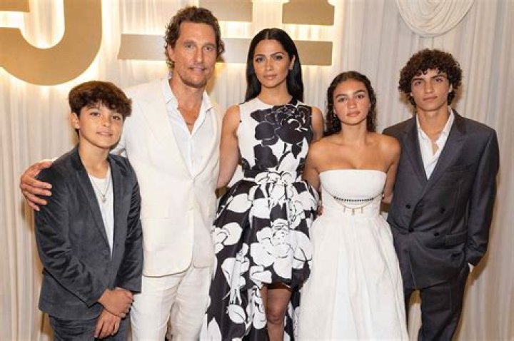Camila Alves