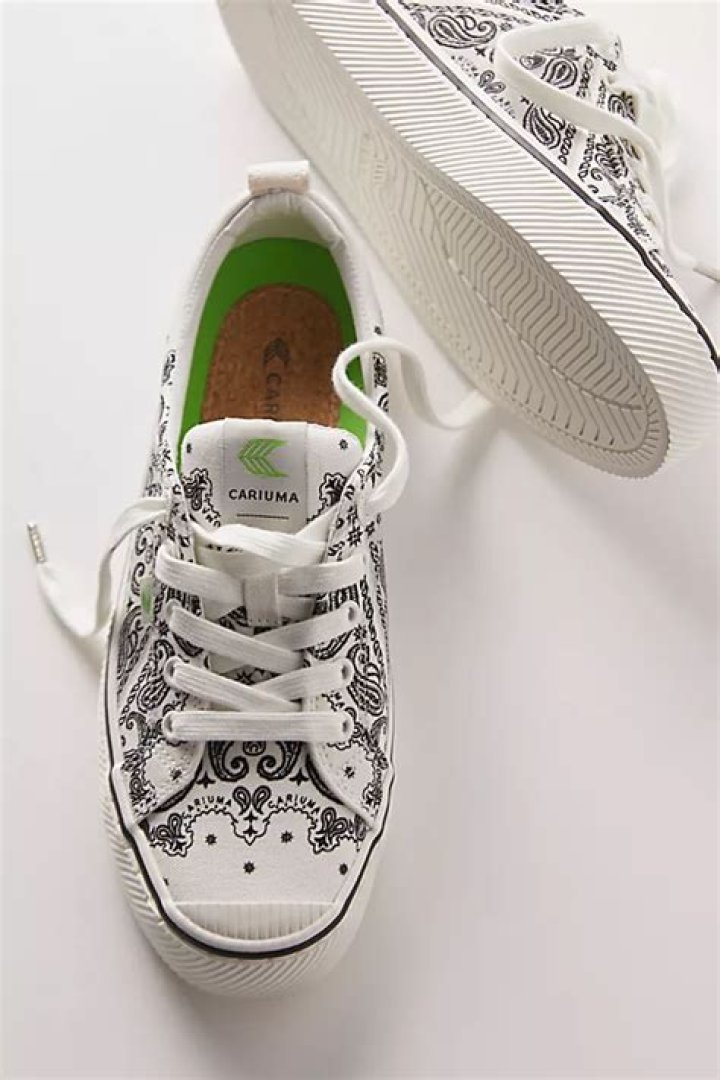 Cariuma Launched OCA Low Sneakers in a Bandana Print