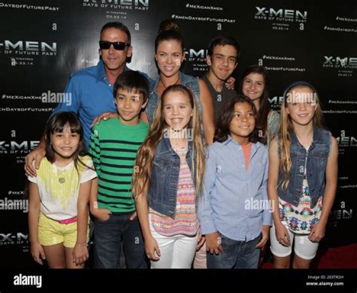 Carlos Ponce and Ximena Duque