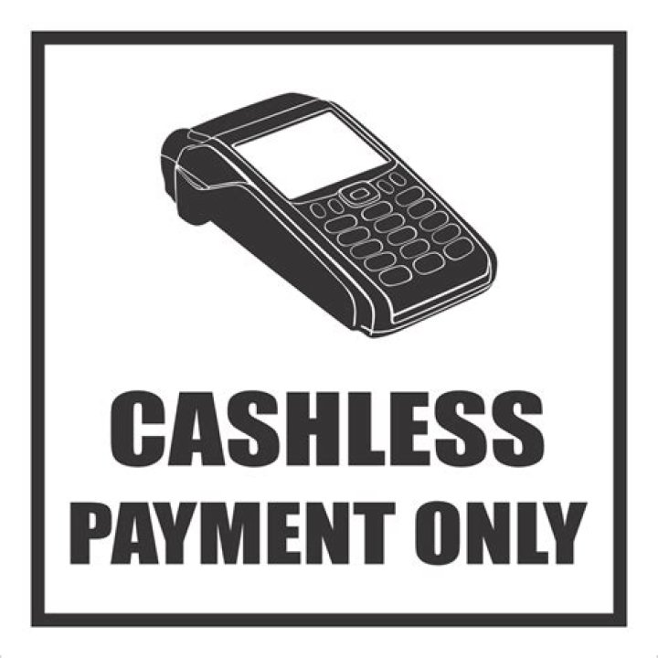 Cashless payments | Cards only at Six Flags Over Georgia
