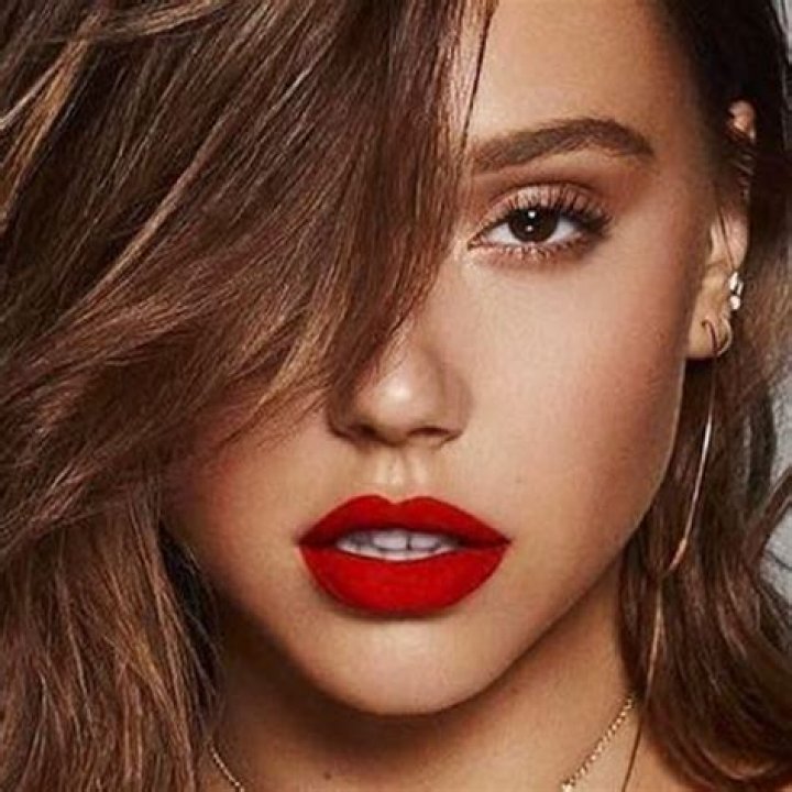 Celebrity Makeup Brush Tattoos | Steal Her Style