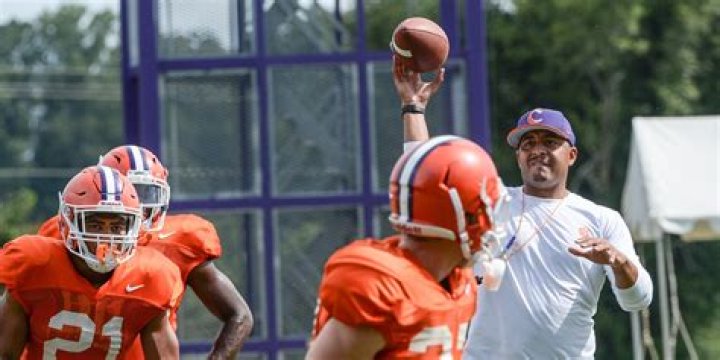 Clemson’s Tony Elliott ‘leads with love’ after a tumultuous upbringing